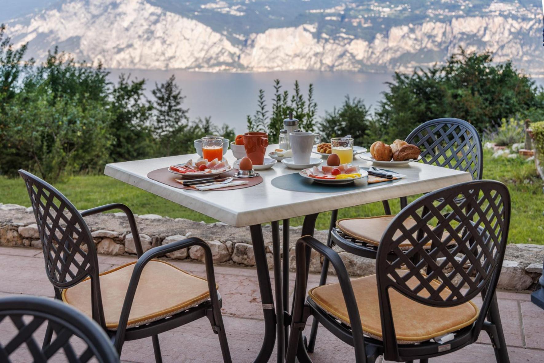 Agriturismo San Maggiore Malcesine Eksteriør billede